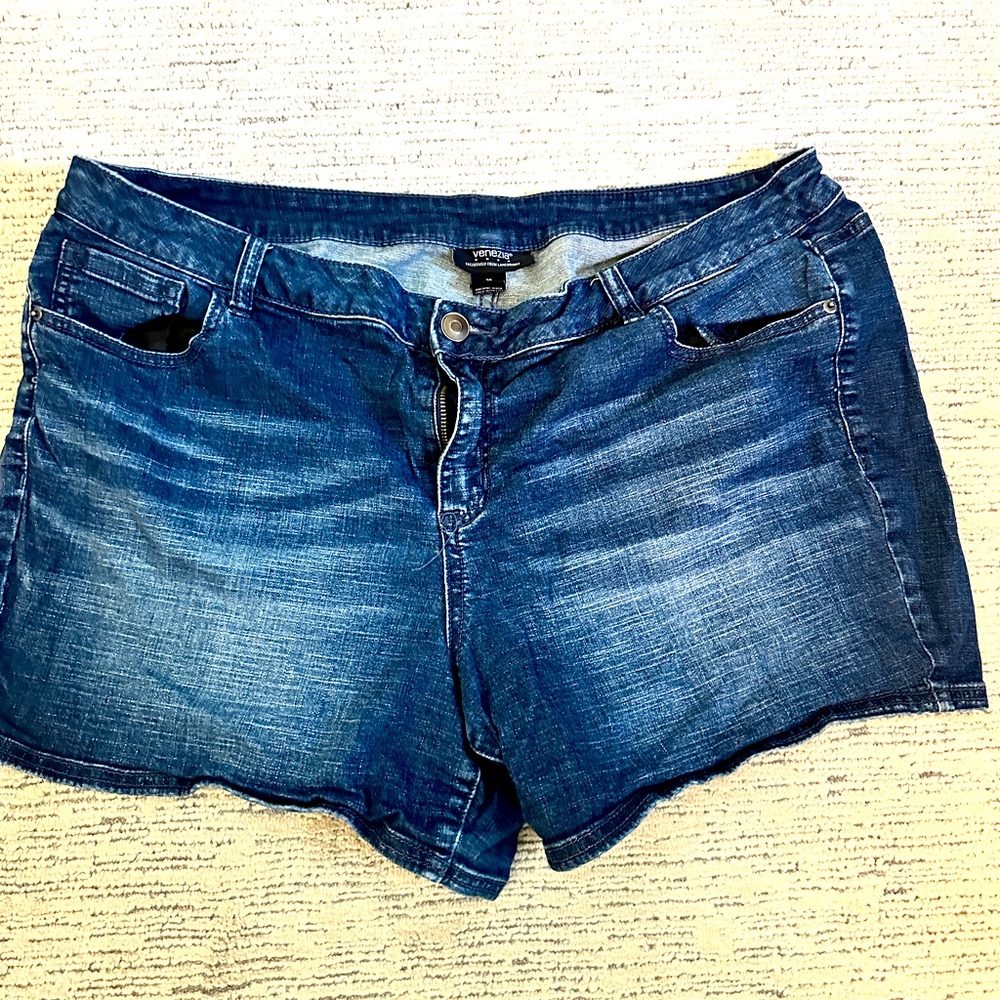 Lane Bryant Jean Shorts, Size 20